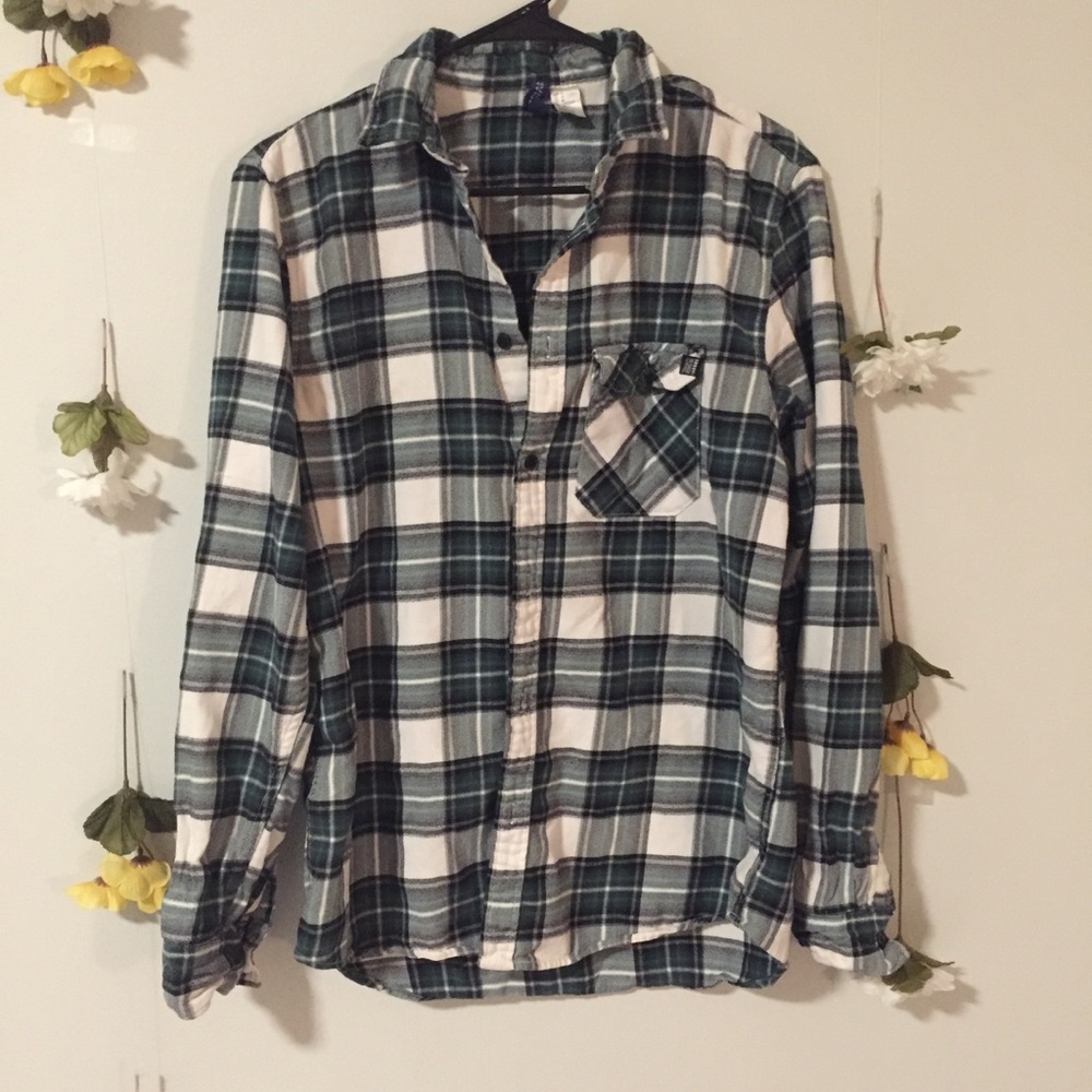 Green Plain Button Down Flannel 🍏